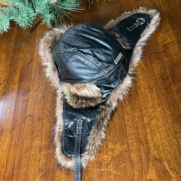 Harricana Fur and Leather Hat…Size M - Picture 7 of 12